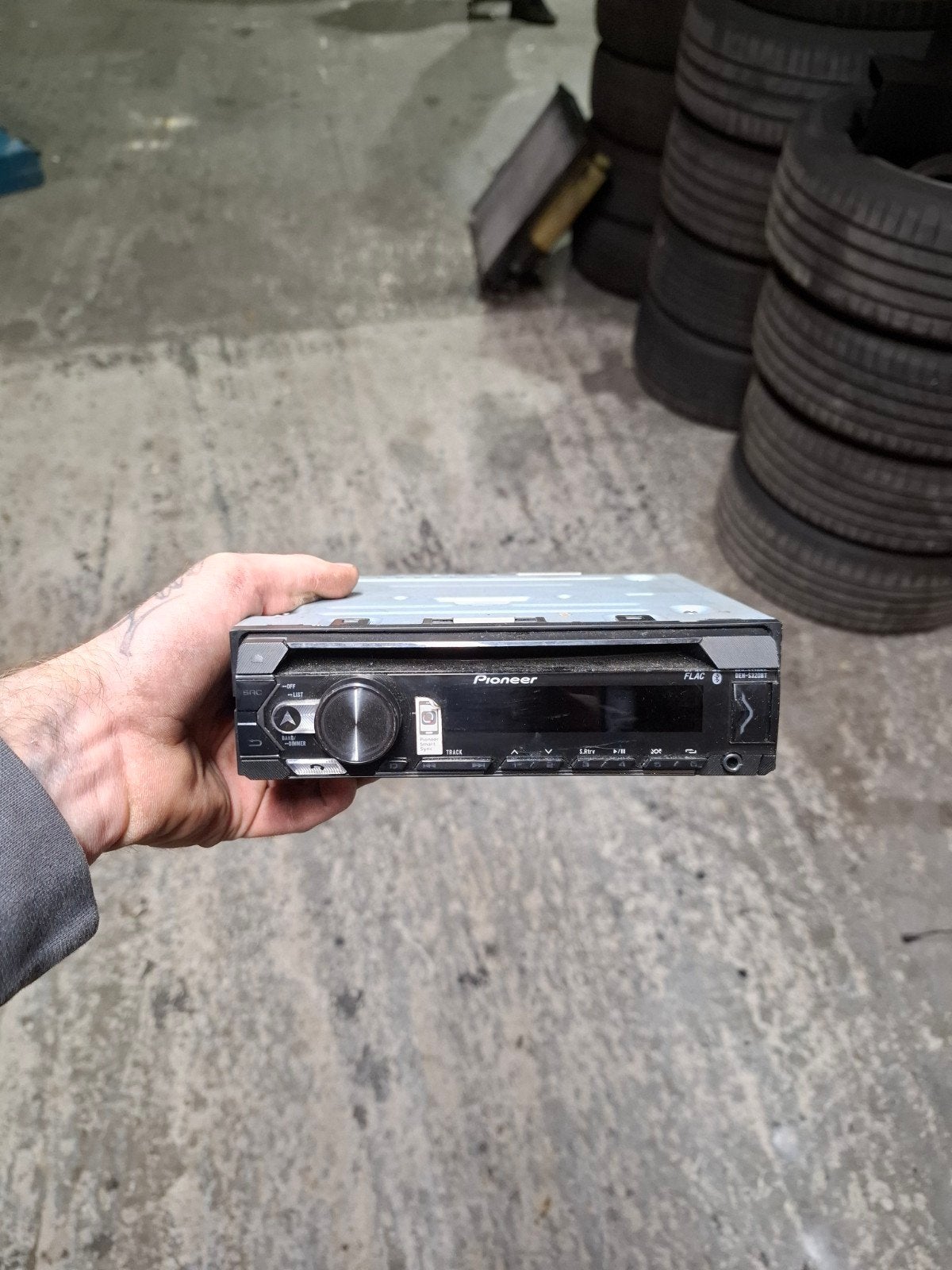 Pioneer DEH-S320BT Bluetooth autoradio, Ophalen, Gebruikt