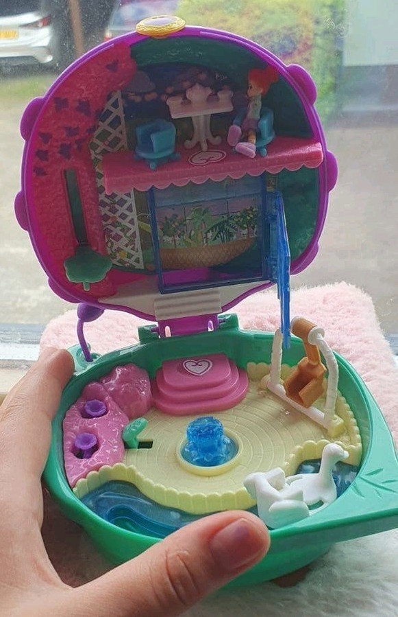 Polly Pocket, Lieveheersbeestje met poppetje, Ophalen of Verzenden, Gebruikt, Overige typen