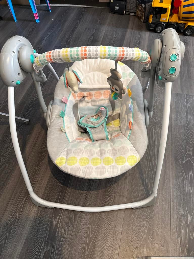 Fisher-Price schommelstoel met speeltjes, Kinderen en Baby's, Wipstoeltjes, Ophalen, Fisher-Price, Gebruikt, Schommelstoel