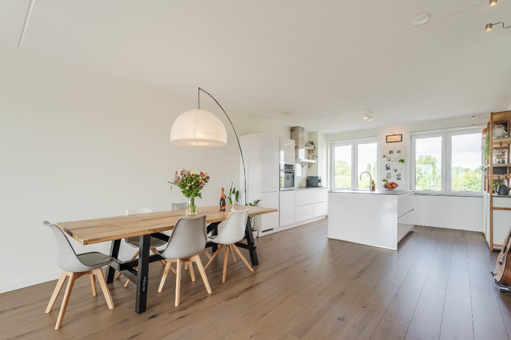 IKEA SKOGSTA eettafel acacia/zwart 235x100 cm, Ophalen, 200 cm of meer, 50 tot 100 cm, Zo goed als nieuw