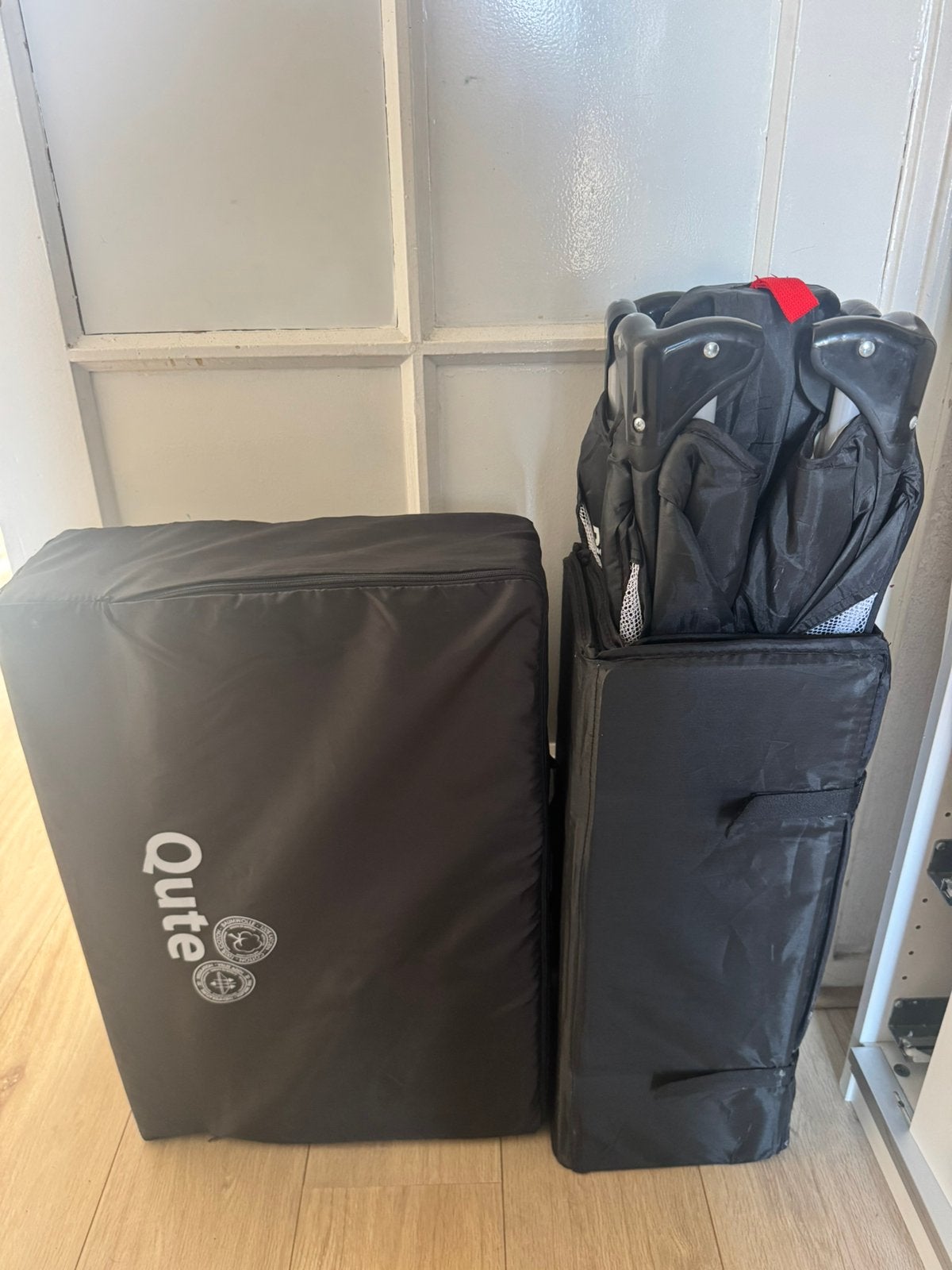 Logeerbed/campingbed incl matras, Ophalen, Zo goed als nieuw, Ledikant