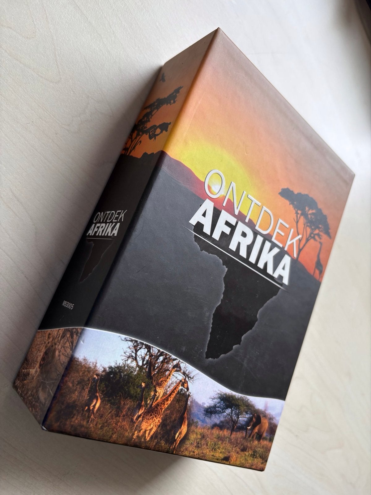 Ontdek Afrika DVD Boxset - Natuurdocumentaires, Alle leeftijden, Ophalen of Verzenden, Zo goed als nieuw, Natuur