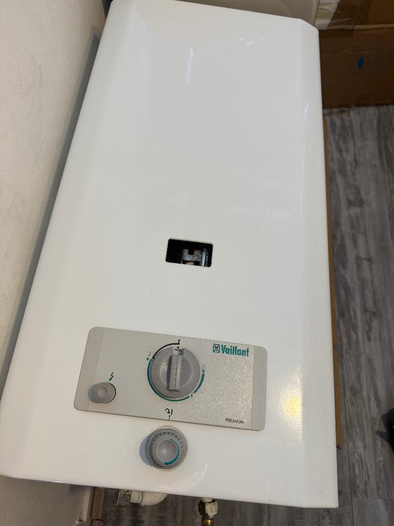 Vaillant geiser MAG Typ B11BS -19.2KW -13.0Bar, 20 tot 100 liter, Aardgas, Geiser, Ophalen of Verzenden