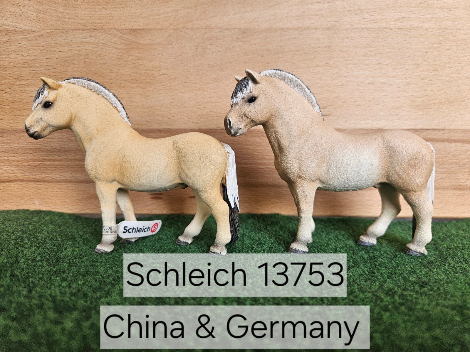 Schleich 13753 Fjord hengst met of zonder vaantje
2014, Verzamelen, Dierenverzamelingen, Ophalen of Verzenden, Zo goed als nieuw