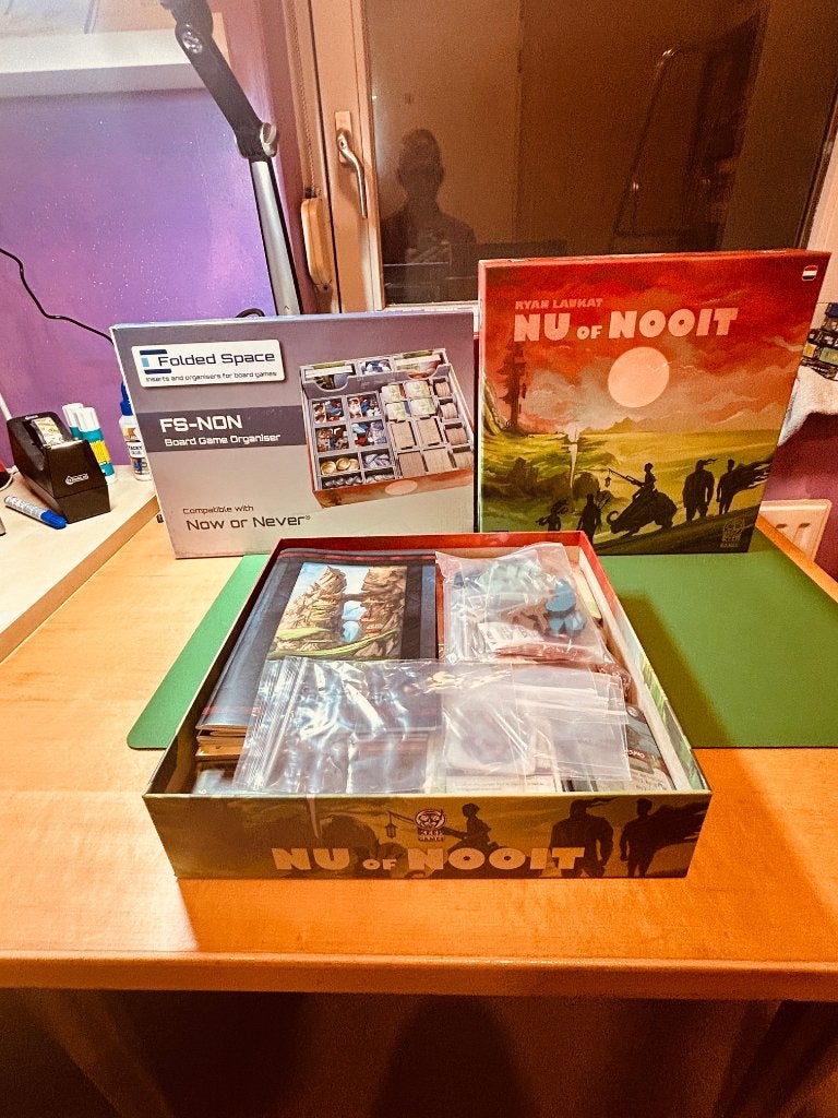 Nu of Nooit (NL; incl. Folded Space Insert Organizer), Een of twee spelers, Ophalen of Verzenden, Nieuw, Keep Exploring Games/Folded Space