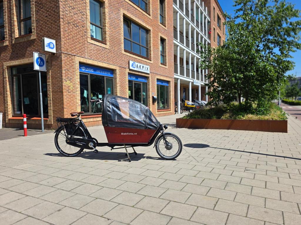 Pinkster aanbieding Bakfiets(.)nl - Elektrisch met Huif, 4 kinderen of meer, Huif, Info@bakfiets.nl, Ophalen of Verzenden