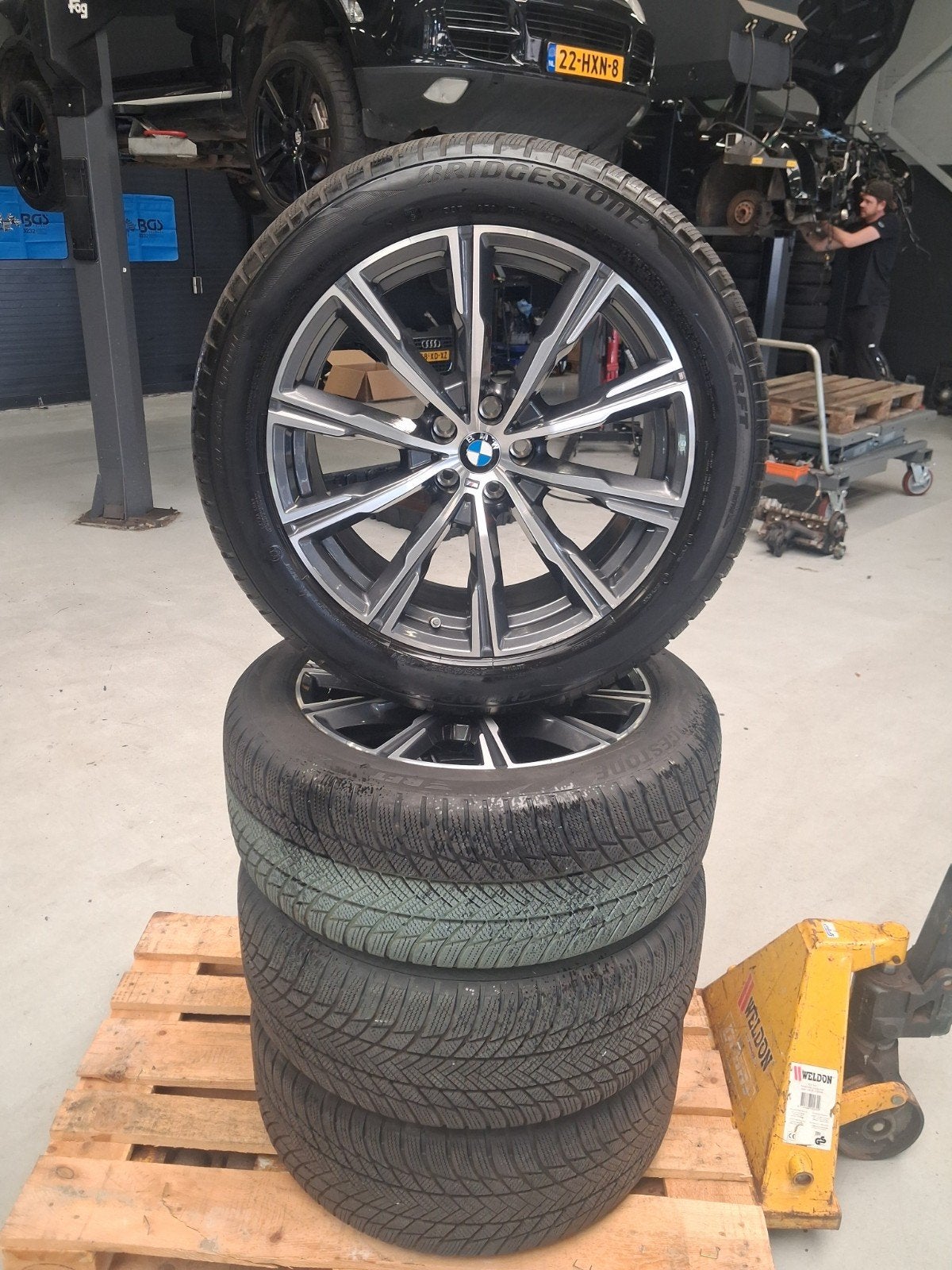 BMW X5 G05 Originele Winterset met TPMS 275 45 20, Ophalen, Gebruikt, 275 mm, Banden en Velgen