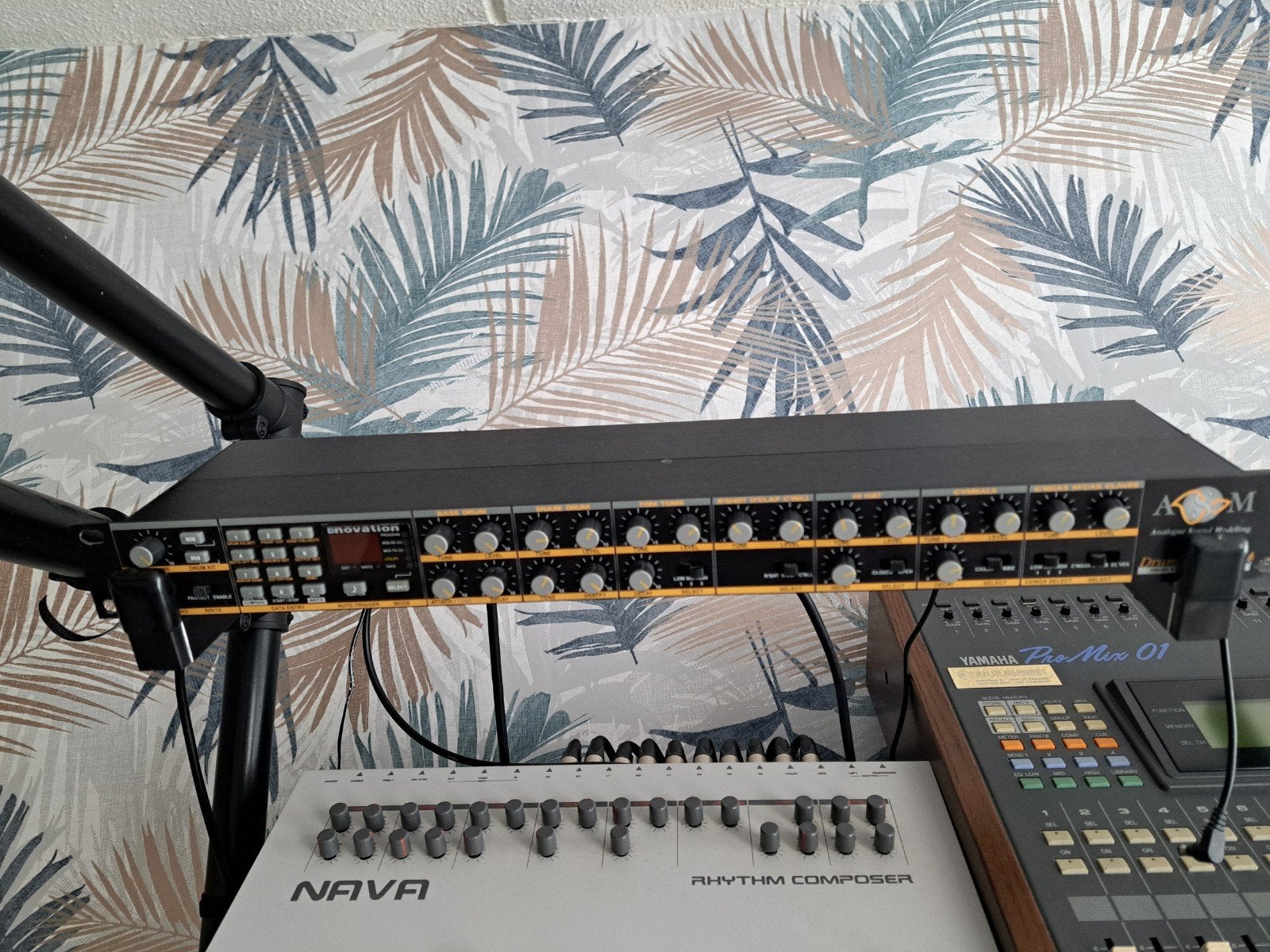 Novation Drumstation TR 808 en TR 909 Drum Synthesizer, Ophalen of Verzenden, Zo goed als nieuw, Roland