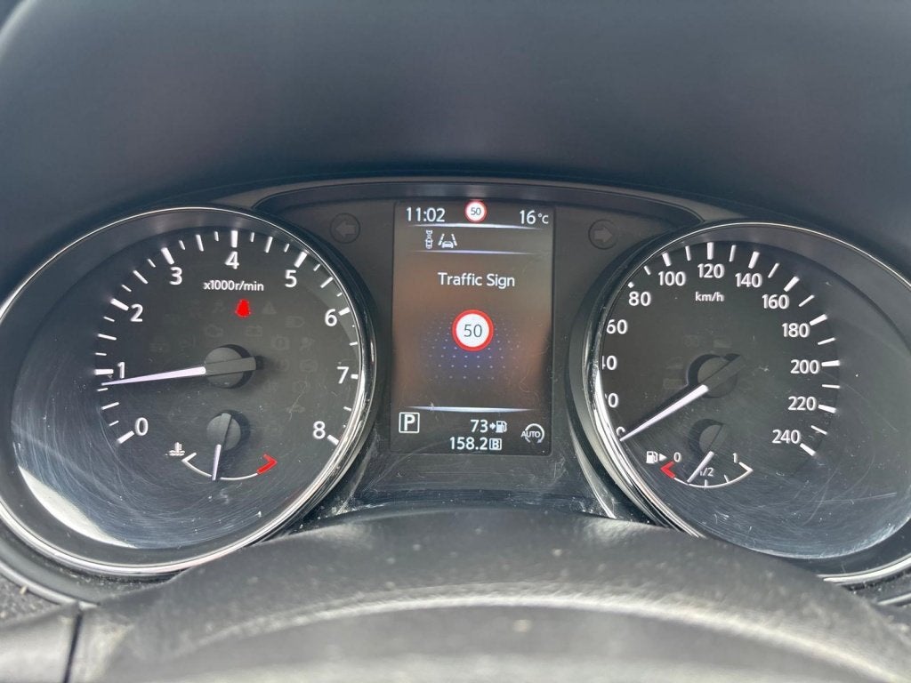 Foto 21 van Nissan QASHQAI 1.2 Connect Edition camara navi pano airco