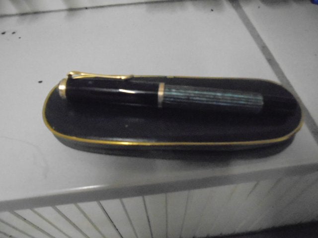 pelikaan 400, Verzamelen, Pennenverzamelingen, Overige merken, Ophalen of Verzenden, Vulpen, Met reclame