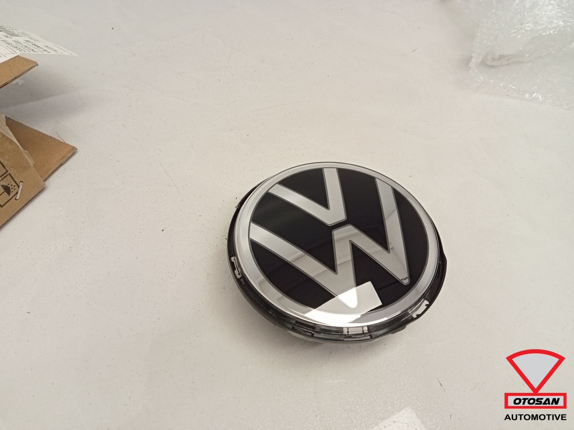 VW Golf 8 Logo Embleem 5H0941600 ORIGINEEL! NIEUW!, Gebruikt, Volkswagen, Volkswagen AG, Berliner Ring 2
38440  Wolfsburg, DE