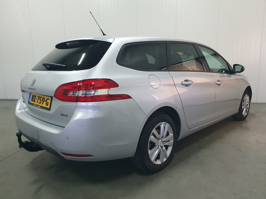 Peugeot 308 SW 1.2 PureTech Blue Lease Premium NAVI/PDC/CRUI, Voorwielaandrijving, Stof, Gebruikt, Euro 6