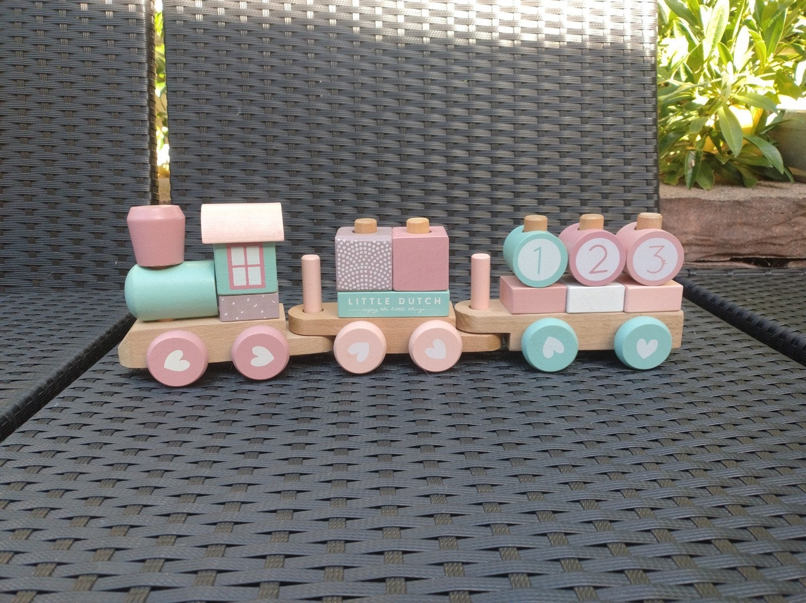 Little Dutch houten trein in pastelkleuren, Kinderen en Baby's, Speelgoed | Houten speelgoed, Ophalen, Gebruikt, Duw- of Trekspeelgoed