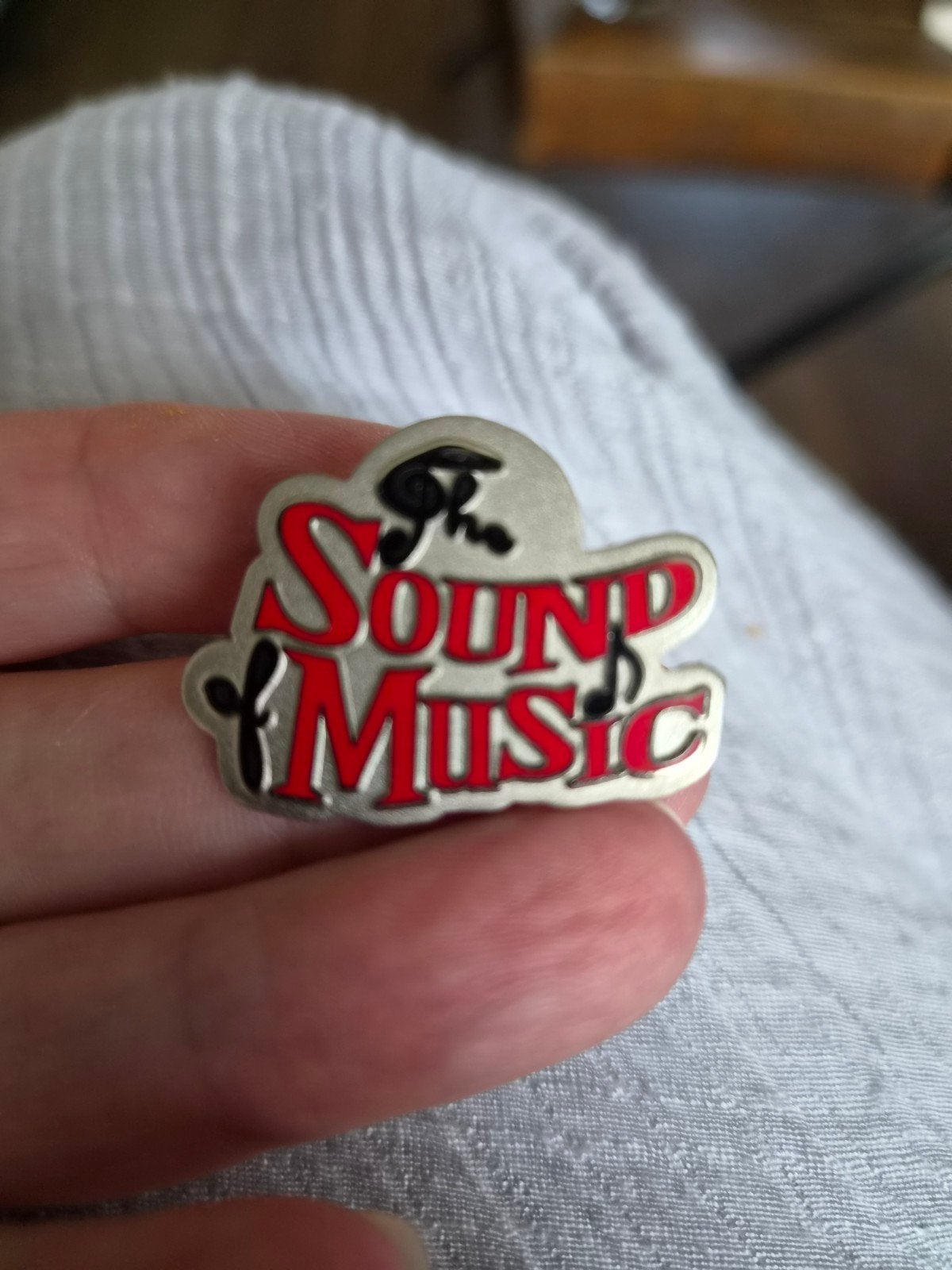 Efteling pin, Verzamelen, Efteling, Ophalen, Zo goed als nieuw, Button of Speldje
