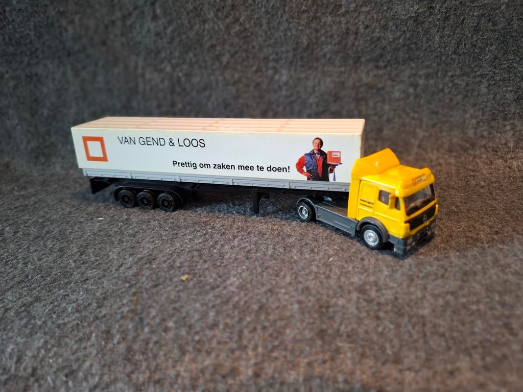 MERCEDES  BENZ, Ophalen of Verzenden, Zo goed als nieuw, Bus of Vrachtwagen