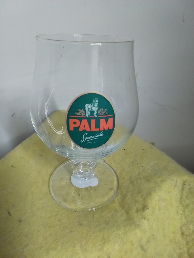 2045) mooi palmbladeren met paard, Verzamelen, Biermerken, Ophalen of Verzenden, Zo goed als nieuw, Glas of Glazen, Overige merken