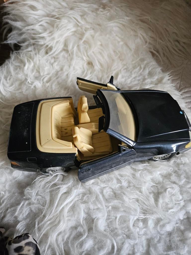Zwarte Autoart Modelauto, Hobby en Vrije tijd, Modelauto's | 1:18, Ophalen of Verzenden, Gebruikt, Auto, Autoart