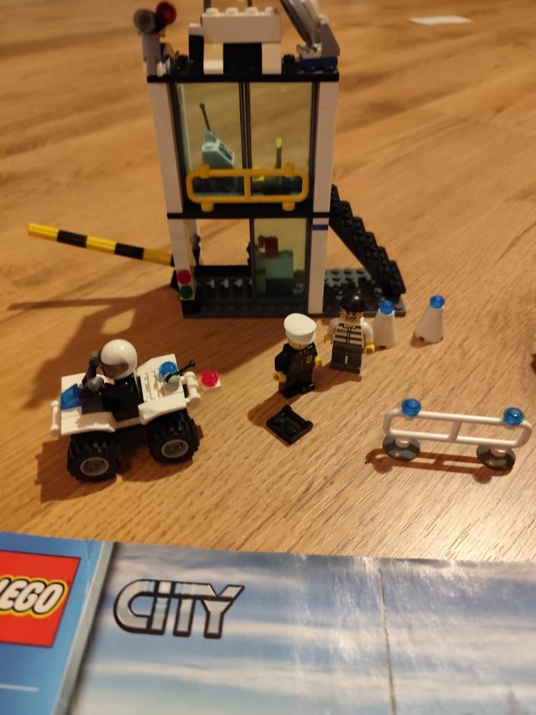 Lego city 7743 compleet met boekjes en minifigs, Ophalen of Verzenden, Zo goed als nieuw