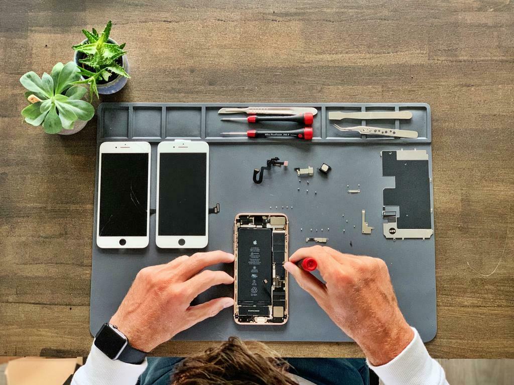 Foto 3 van iPhone Smartphone en Tablet Reparatie Maarssen - MostWantech