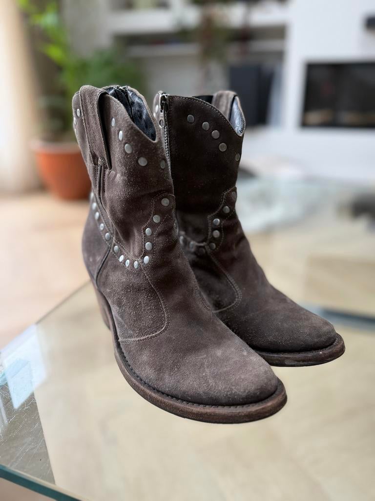 Stoere Sancho Laarzen Suède met Studs, Bruin, Lage of Enkellaarzen, Ophalen of Verzenden, Gedragen