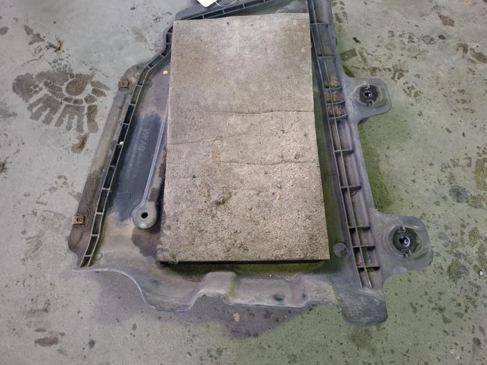 Beschermplaat bodem van een Volkswagen Golf, Gebruikt, -, -, -