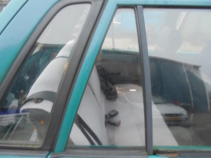 Driehoeks Ruit rechts-achter van een Suzuki Alto, Auto-onderdelen, Ruiten en Toebehoren, Gebruikt, -, -, Ophalen of Verzenden