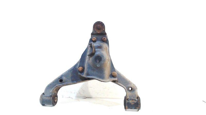 Draagarm rechts voor Mercedes-Benz Sprinter, Onderdelen@venauto.nl, Van der Ven Autorecycling B.V., Gebruikt, Ettenseweg 76, 4706 PB Roosendaal, The Netherlands