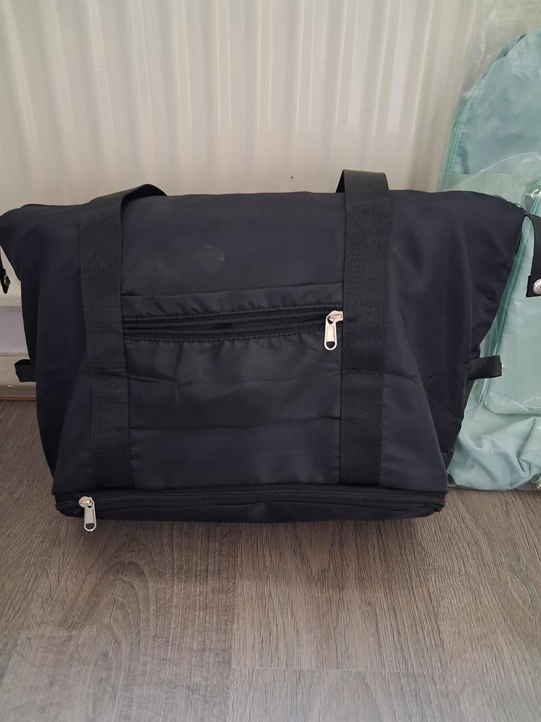 Reistassen, Ophalen, 30 cm of meer, Zwart, Nieuw