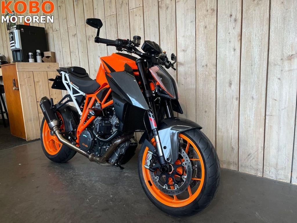 KTM 1290 SUPER DUKE R (2018), 2 cilinders, KTM, Motorrijbewijs A, Bedrijf