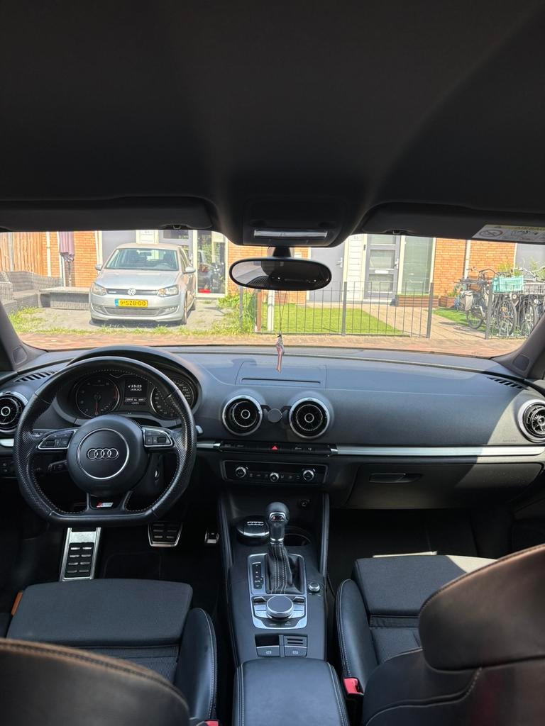 Audi A3 Sportback TFSI ULTRA 3x S-Line, 4 cilinders, 150 pk, 1210 kg, Leder en Stof