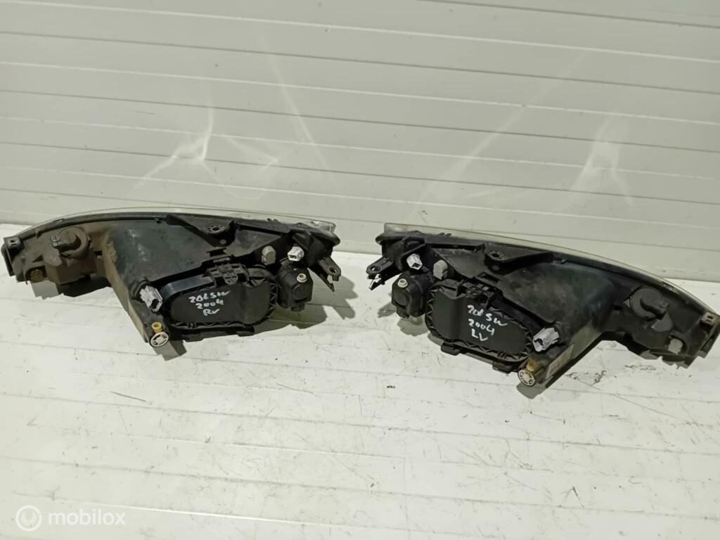 Koplampen Peugeot 206, Gebruikt, Ophalen of Verzenden