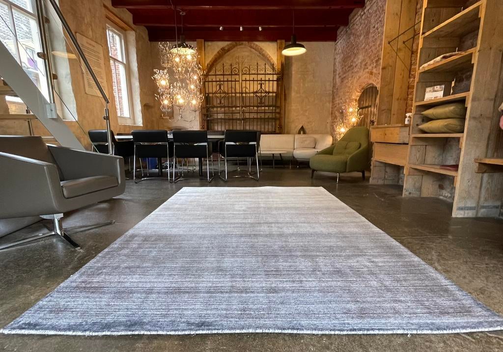Leolux Evidence Milan tapijt Blue 200 x 300 NIEUW, Ophalen, Grijs, Rechthoekig, Nieuw