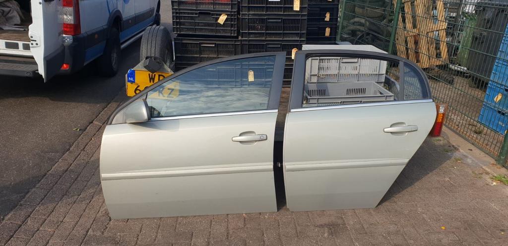 OPEL VECTRA C PORTIEREN LV+LA BJ 2006, Auto-onderdelen, Carrosserie en Plaatwerk, Ophalen of Verzenden, Gebruikt, Deur