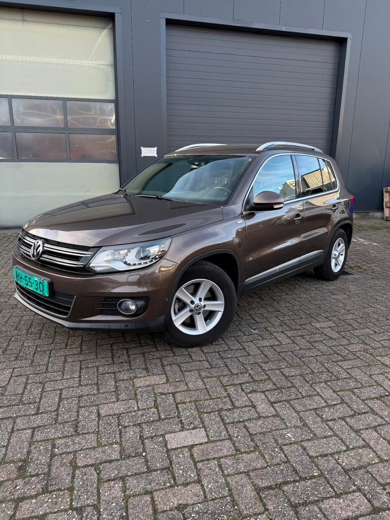 Volkswagen Tiguan 2.0 TSI 132KW/180PK 4M 7-DSG 2013 Bruin, Auto's, Automaat, Euro 5, Stof, Huisgarantie