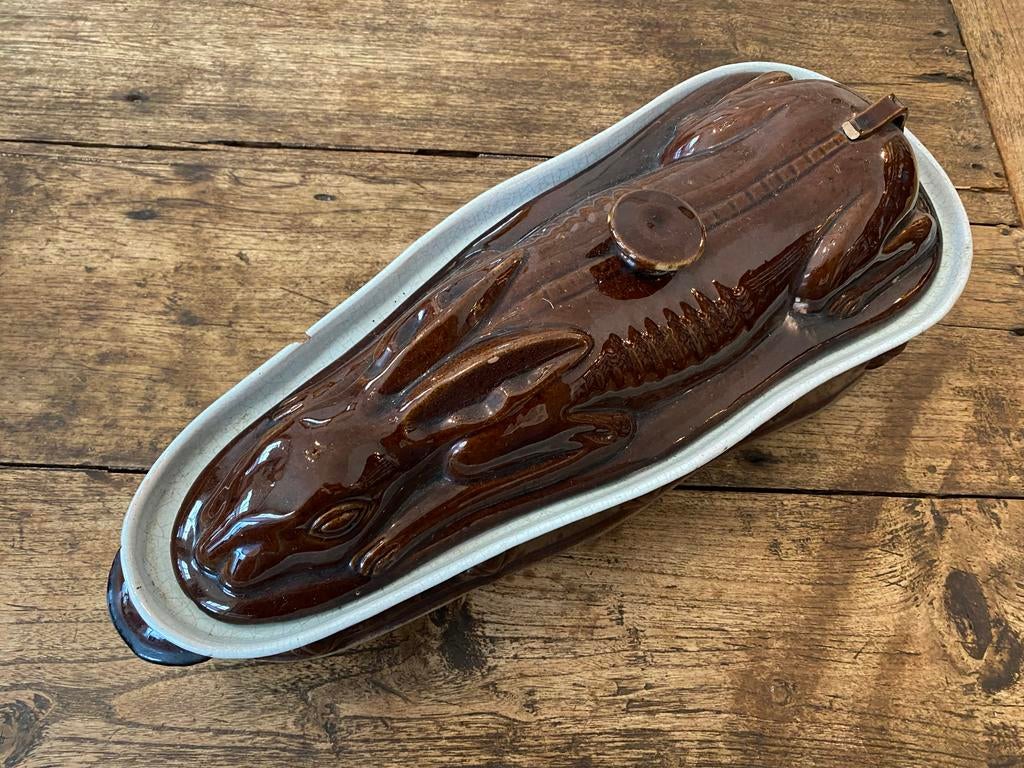 Antieke geglazuurde terrine met haas/konijn deksel, Ophalen of Verzenden