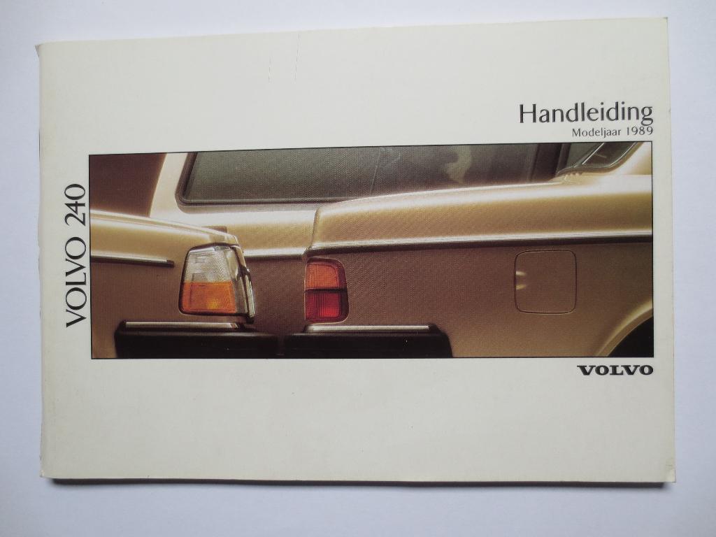 Originele instructieboekjes Volvo 140 en 240 serie, Auto diversen, Handleidingen en Instructieboekjes, Ophalen of Verzenden