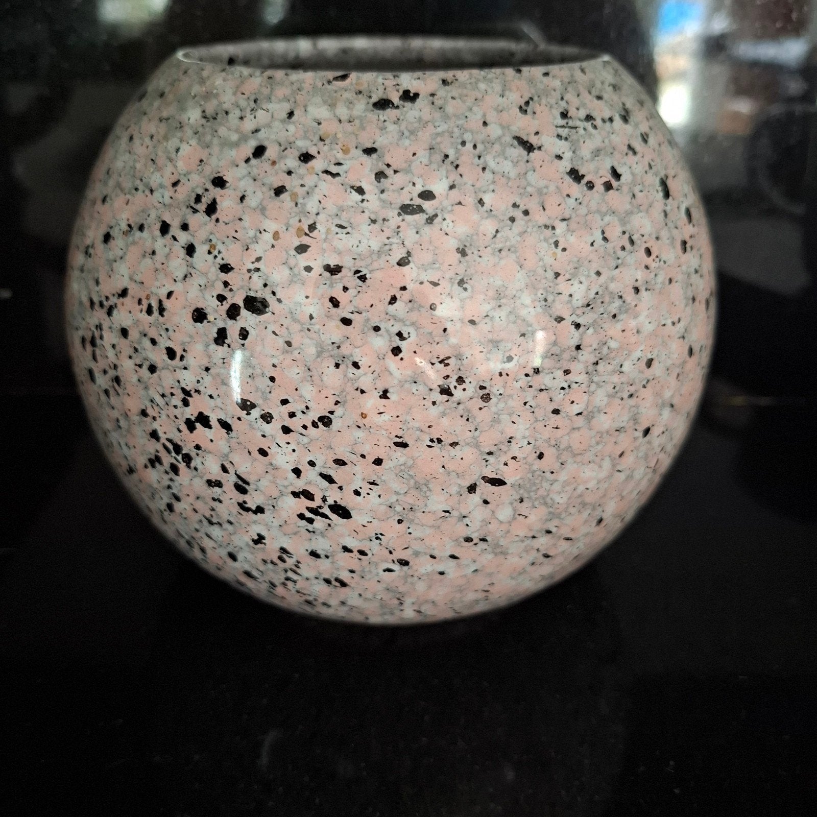 Vintage Spikkelpot - Roze met Zwarte Spikkels, Antiek en Kunst, Ophalen of Verzenden