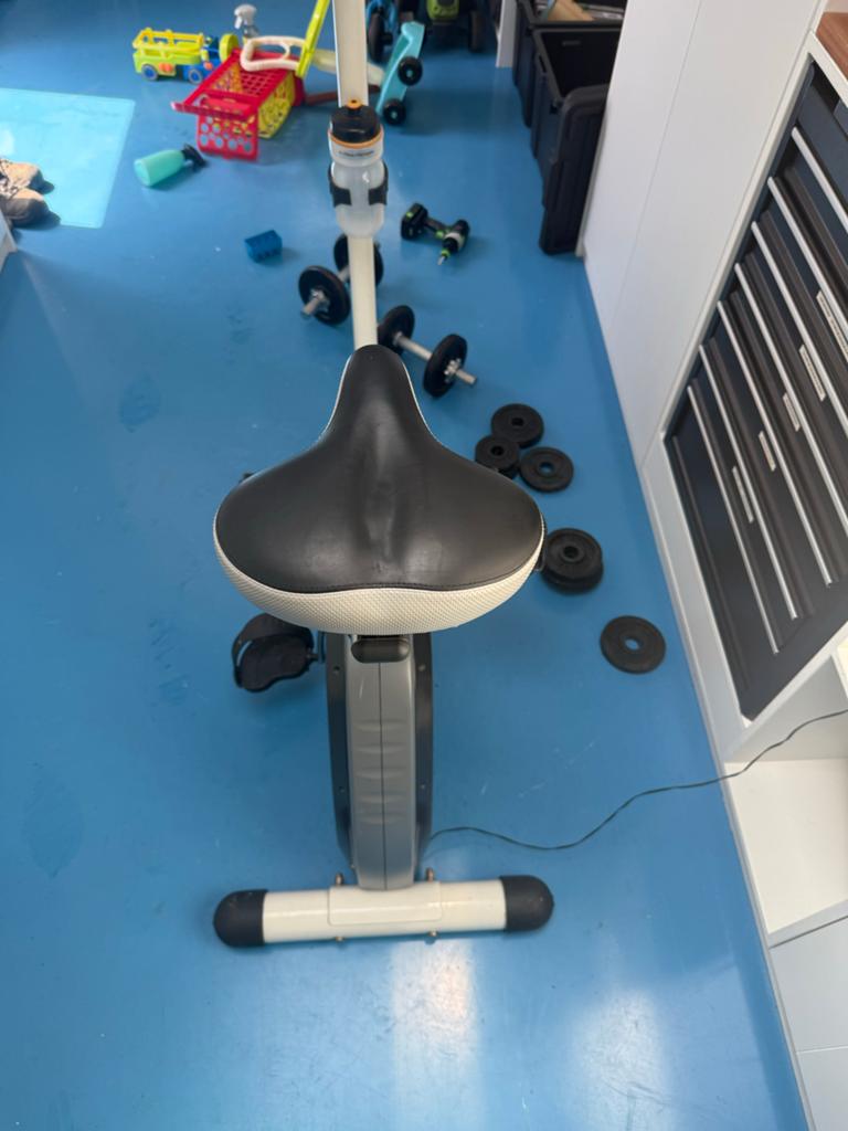 FlowFitness Turner DHT250i Hometrainer als nieuw!, Sport en Fitness, Ophalen, Hometrainer, Hometrainer, Zo goed als nieuw