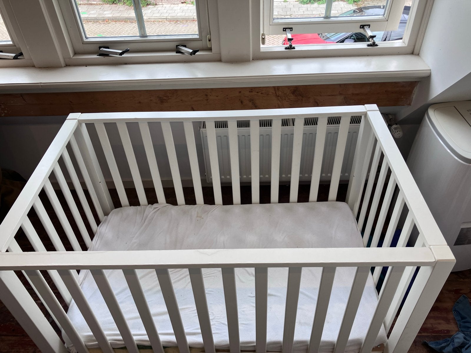 Wit ledikant met matras, Kinderen en Baby's, Ophalen, Gebruikt, Ledikant