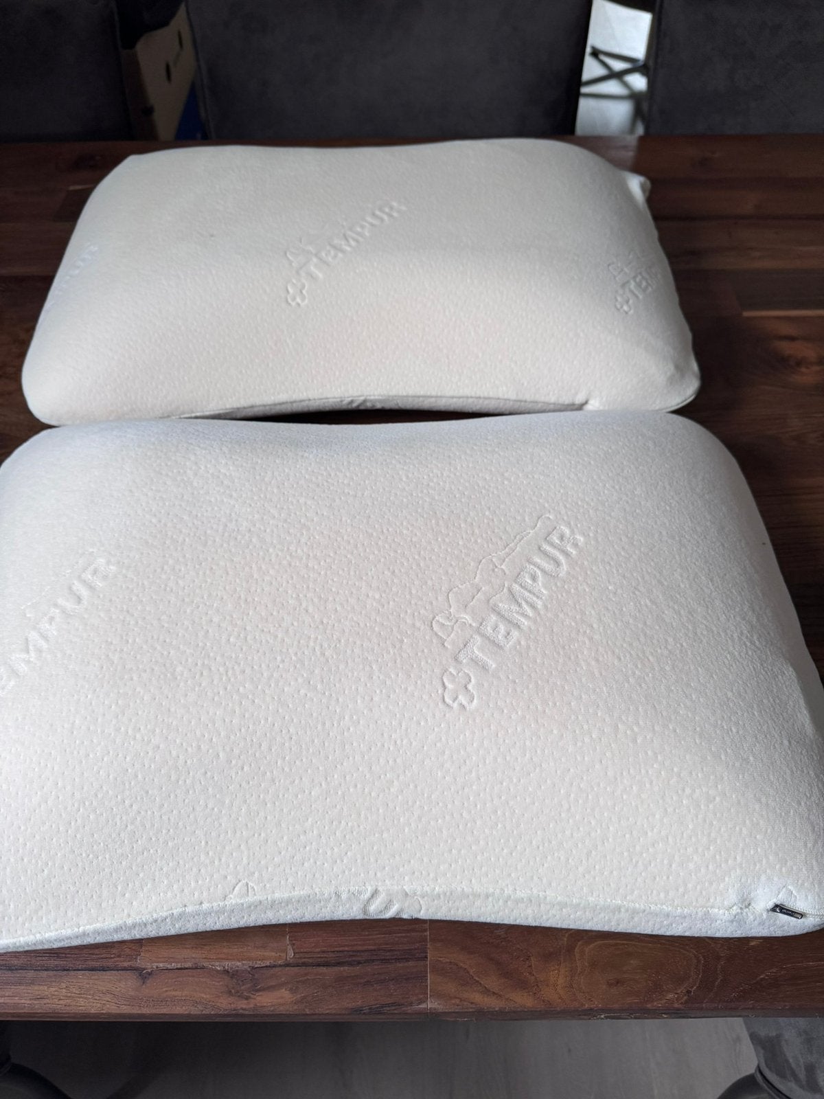 Twee tempur hoofdkussens classic m 60x40 zgan, Schuim, Eenpersoons, Wit, Ophalen of Verzenden