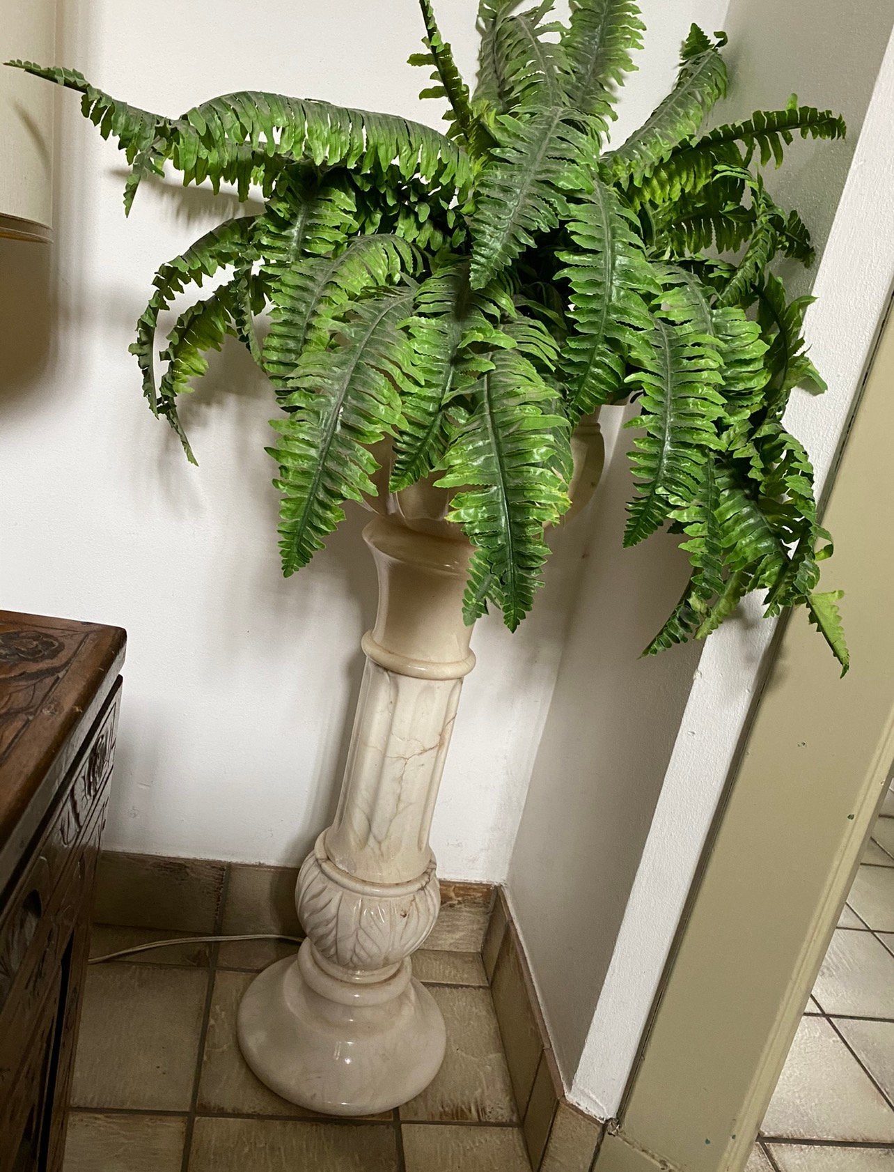 Spaanse marmeren zuil/plantenstandaard met verlichting., Ophalen