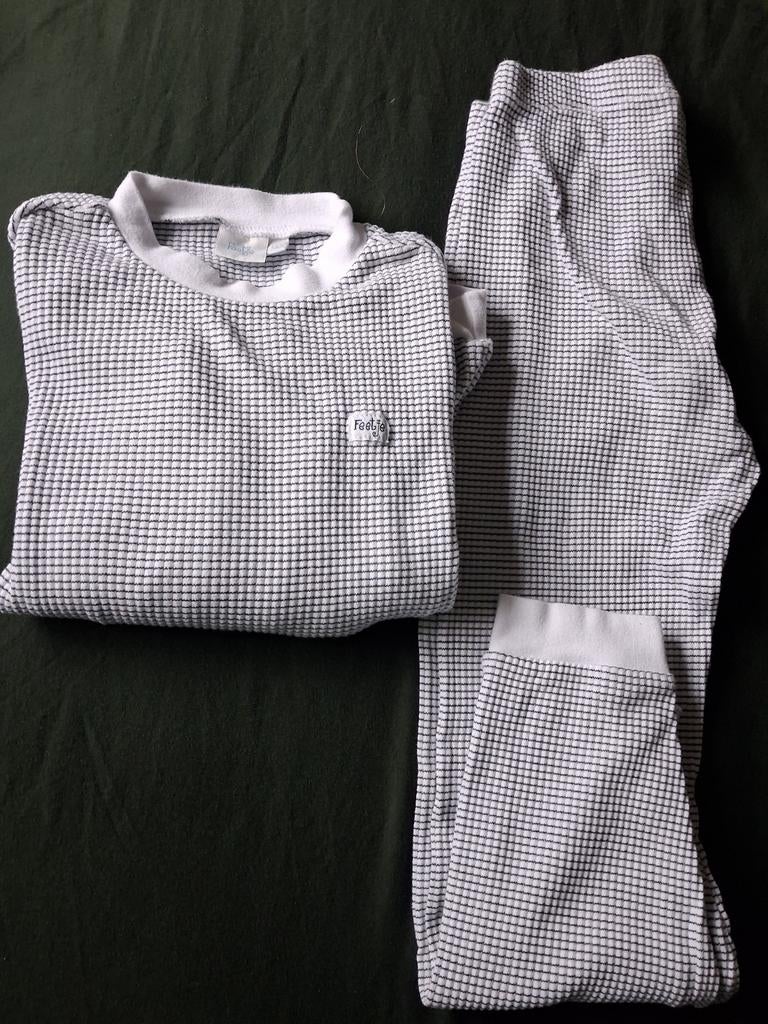 Feetje Pyjama Maat 140 - Comfortabel en Stijlvol, Ophalen of Verzenden, Zo goed als nieuw, Nacht- of Onderkleding