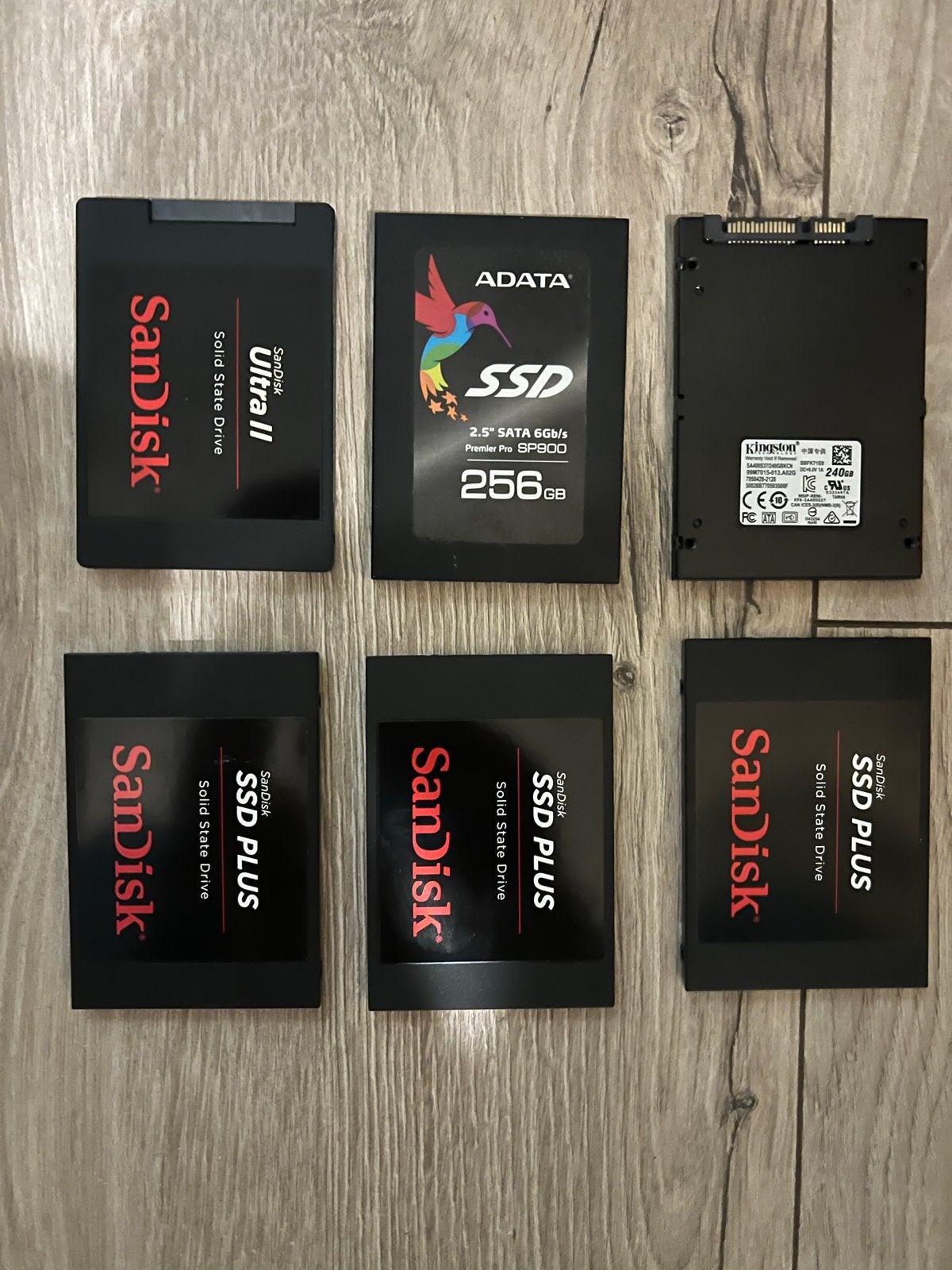 Diverse SSD's: SanDisk Ultra II, SSD Plus, ADATA, Kingston, Computers en Software, Intern, Gebruikt, Server, Ophalen of Verzenden
