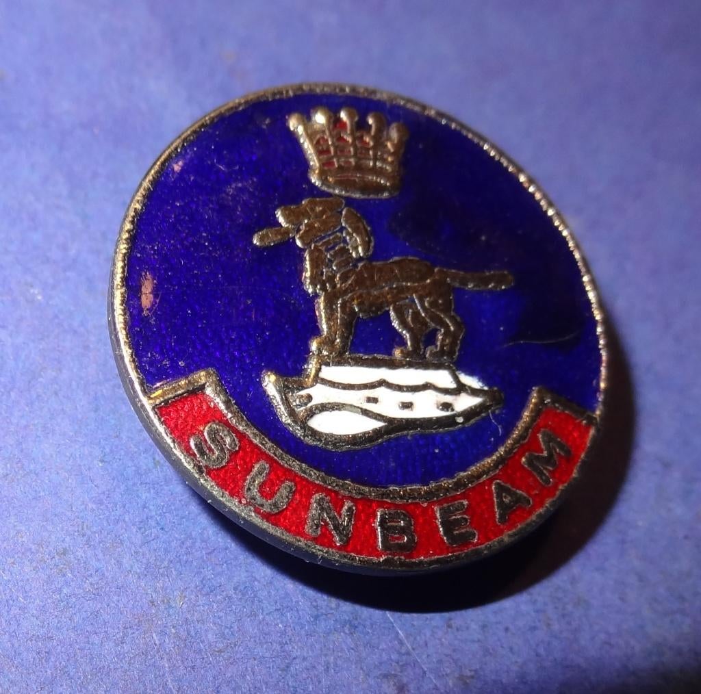 Sunbeam Geemailleerde Revers Knoop 27 mm Doorsnee, Verzenden, Gebruikt, Transport, Speldje of Pin