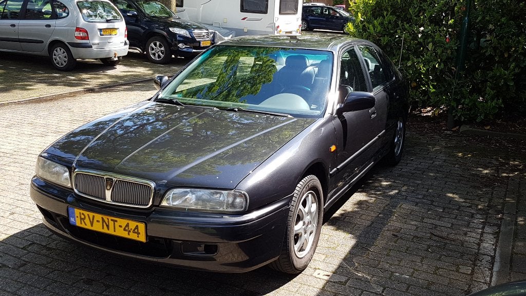 Rover 618 AUT benzine 1997 donkergrijs - 27 jr bij 1 familie, 1263 kg, Stof, 4 cilinders, Zwart