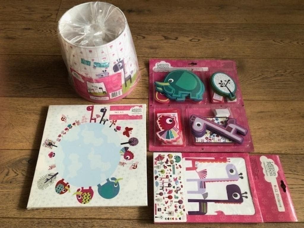 Safari kinderkamer decoratie: lamp, muurstickers, canvas en, Kinderen en Baby's, Kinderkamer | Inrichting en Decoratie, Ophalen of Verzenden