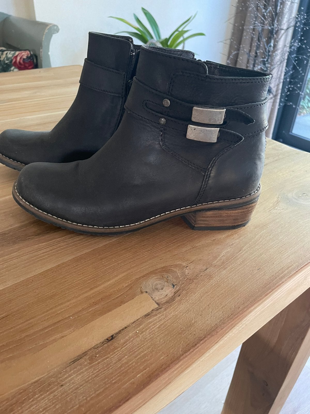 Wolky lasrsjes mt 40, Kleding | Dames, Ophalen of Verzenden, Gedragen, Zwart