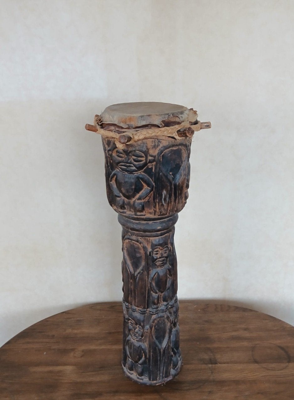 Vintage Afrikaanse Trommel - Handgesneden Hout en Huid, Muziek en Instrumenten, Ophalen of Verzenden