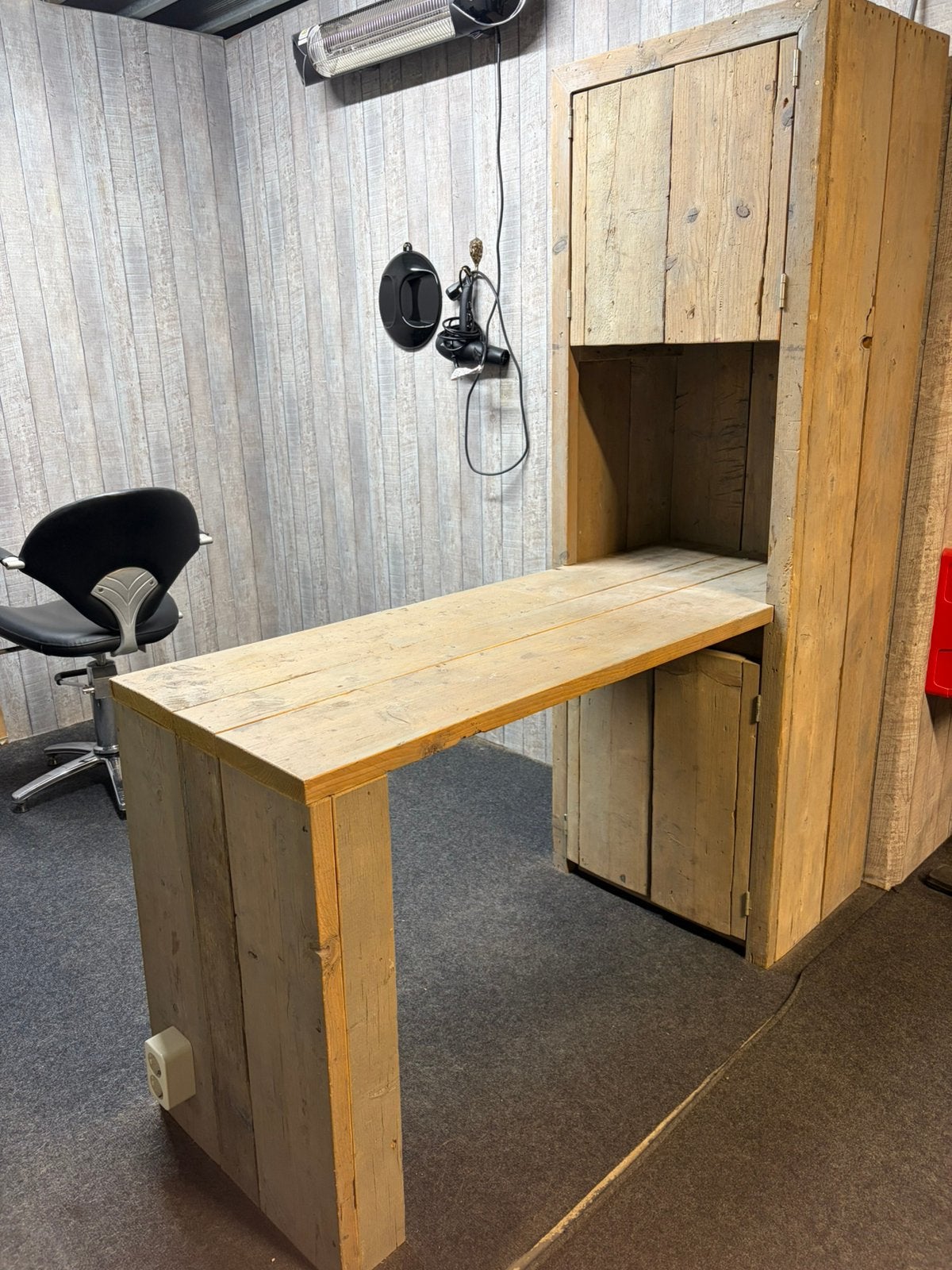 Manicure tafel, Ophalen, Gebruikt