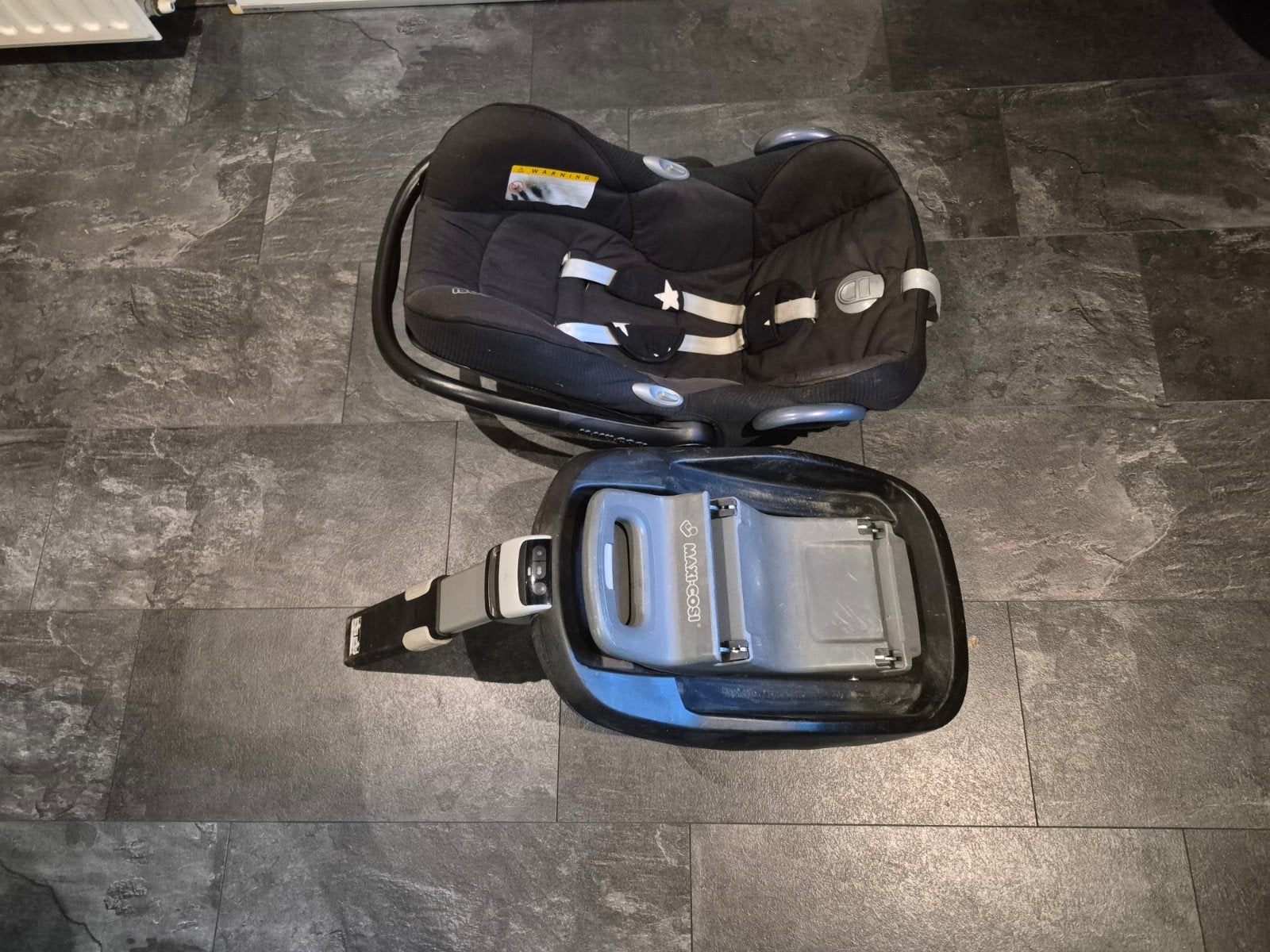 Maxi Cosi Pebble met FamilyFix, Kinderen en Baby's, Autostoeltjes, Ophalen, Verstelbare rugleuning, Gebruikt, Isofix